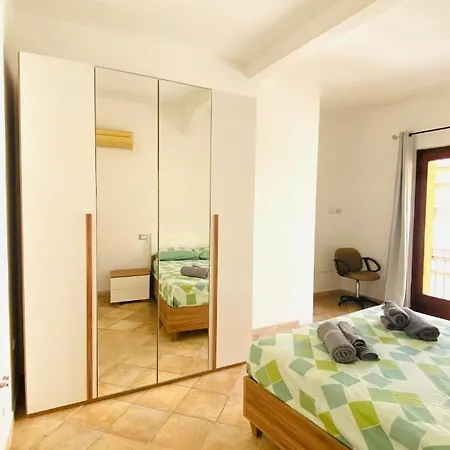 Casa Ixi Apartman Santadi